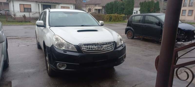 Subaru Outback 20 DIZ 2013. god. -  kompletan auto u delovima