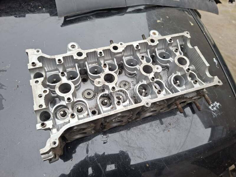 glava 1.6b za Suzuki Liana