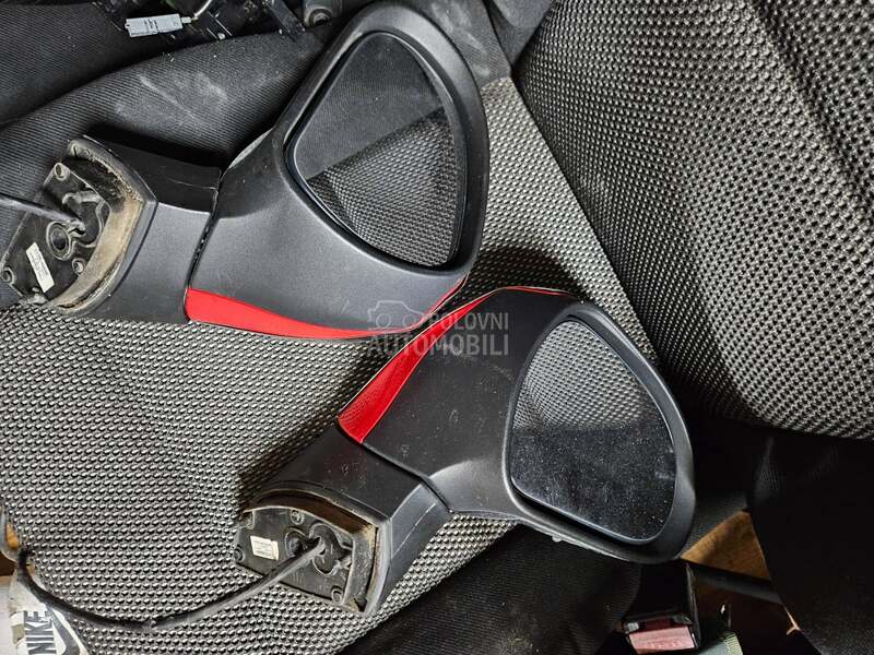 Retrovizori za Peugeot 207 od 2007. do 2011. god.