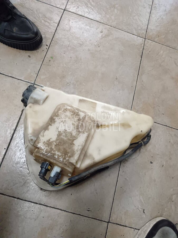 Boca za aditiv za Peugeot 307