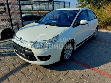 Citroen C4 1.6i, 3.450 €, 2009. Hečbek, Benzin | 1598 cm3, 164.692 km, 88kW (120 KS), Manuelni 5 brzina, 4/5 vrata, 5 sedišta, Jagodina