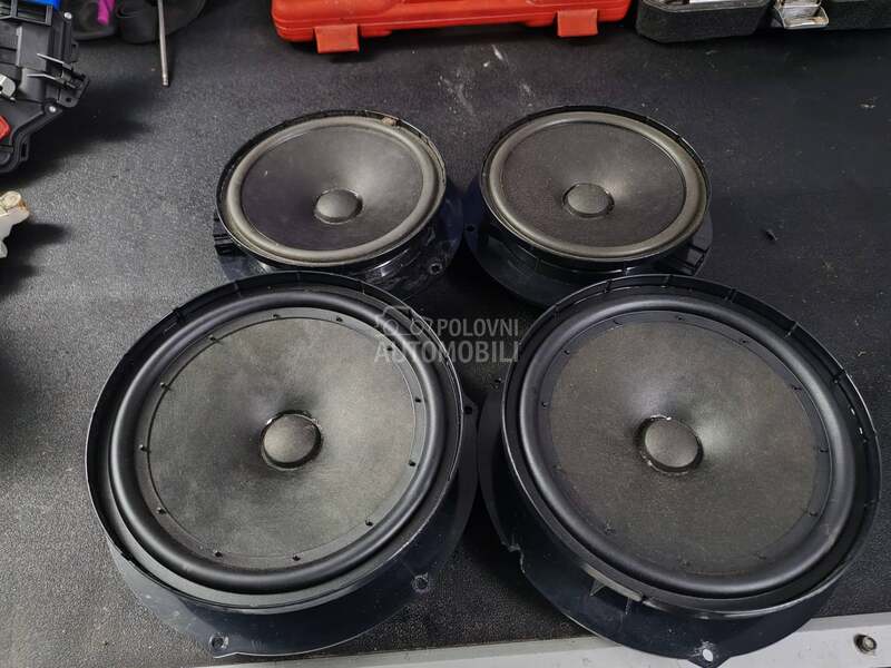 Zvucnici za Volkswagen Buba, Golf 5