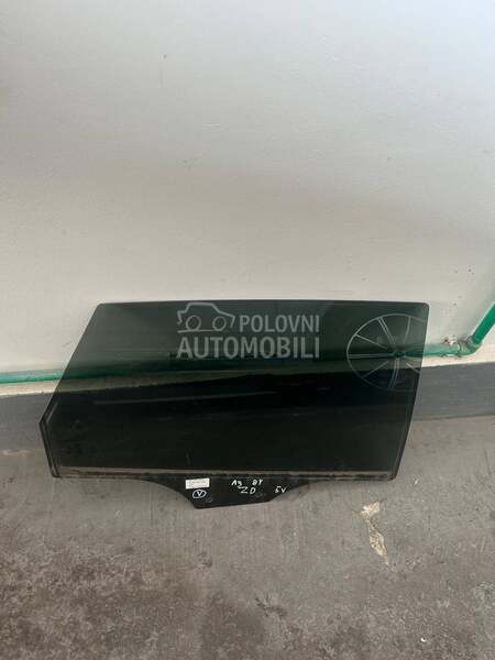 Zadnje desno staklo za Audi A3 od 2020. do 2026. god.