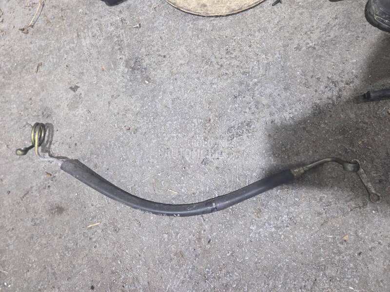 Crevo od letve do servo pumpe za Audi A4 od 2001. do 2004. god.
