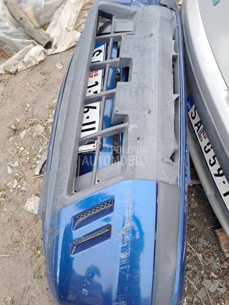 Razni delobi za Fiat Punto od 2000. do 2003. god.