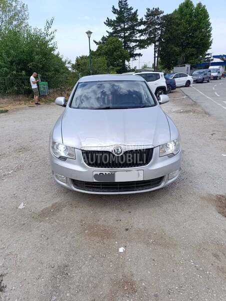 PREDNJA KOCIONA KLESTA za Škoda Superb od 2008. do 2012. god.