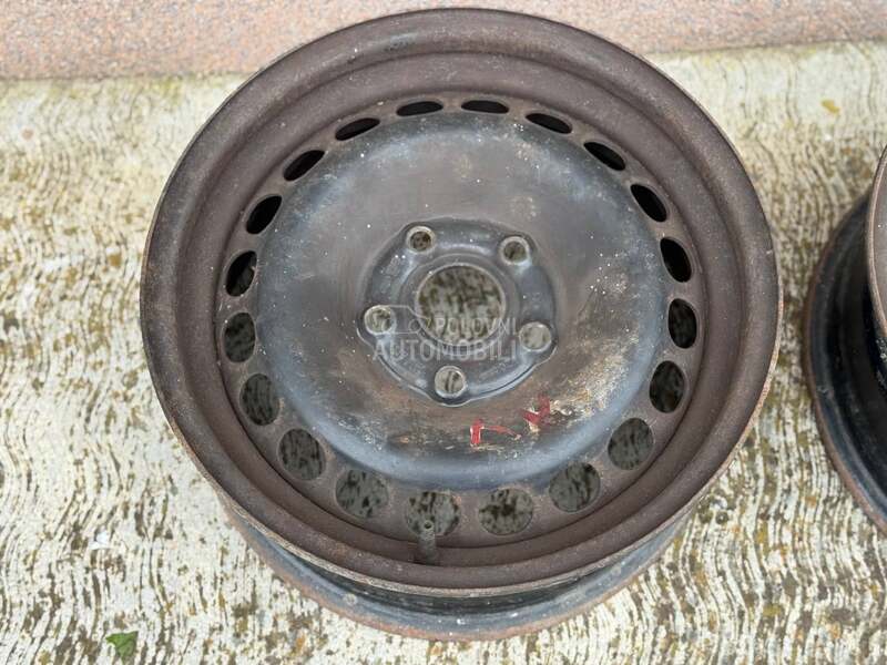 Čelične felne Audi A4 15" 5 x 112