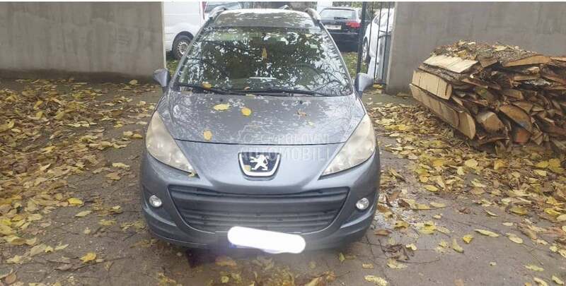 Peugeot 207 -  kompletan auto u delovima