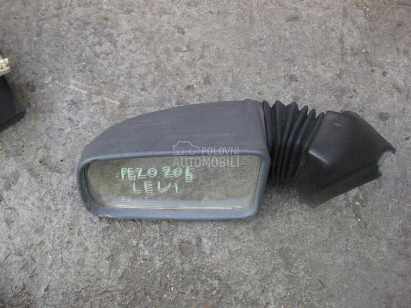 Retrovizori za Peugeot 205