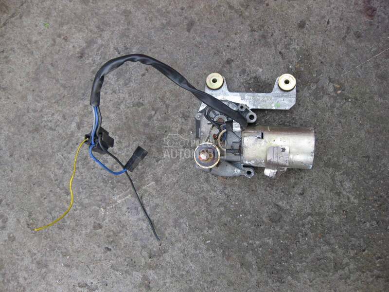 Motoric zadnjeg brisaca za Peugeot 205