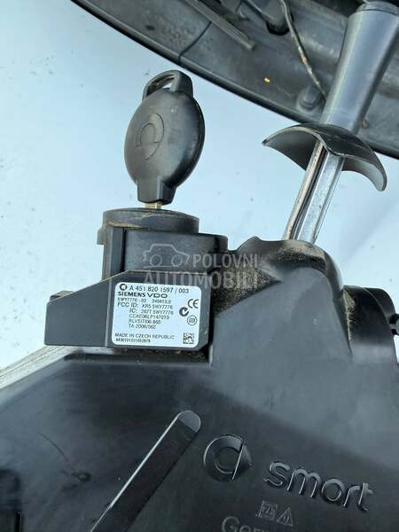 robot menjaca za Smart ForTwo od 2012. do 2014. god.