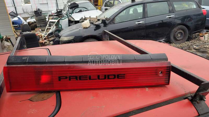 stop svetlo za Honda Prelude od 1988. do 1991. god.
