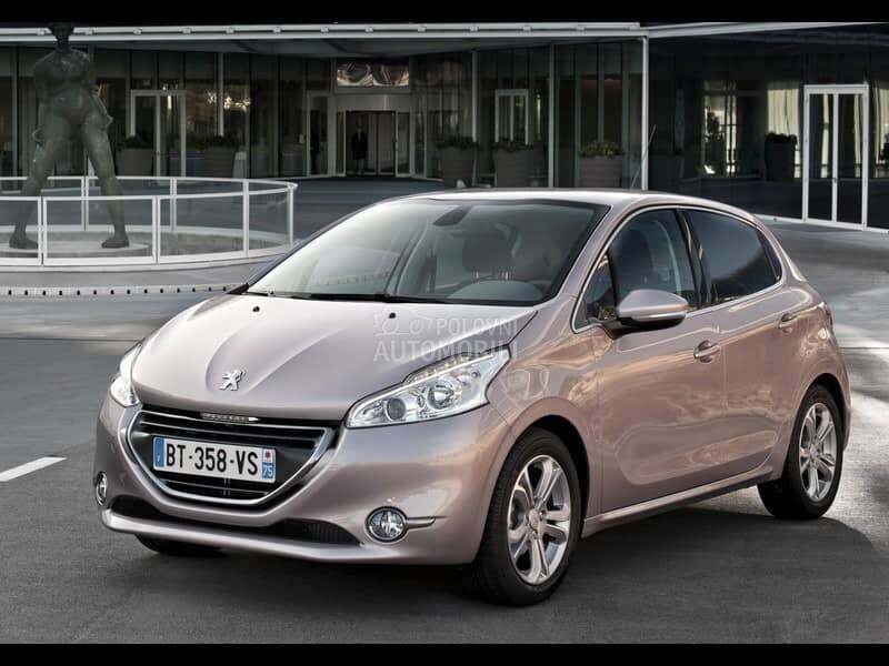 Peugeot 208 2013. god. -  kompletan auto u delovima