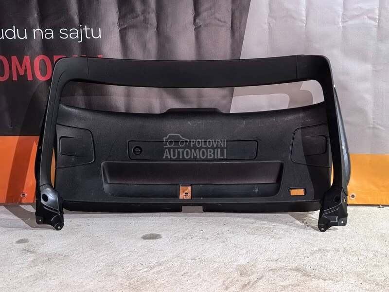 Tapacirung gepeka za Audi A4 od 2008. do 2016. god.