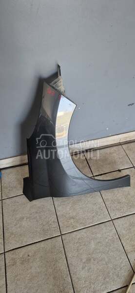 desno krilo za Peugeot 207 od 2005. do 2012. god.