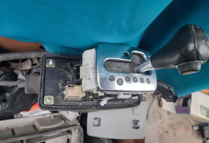 Rucica menjaca za Audi A4