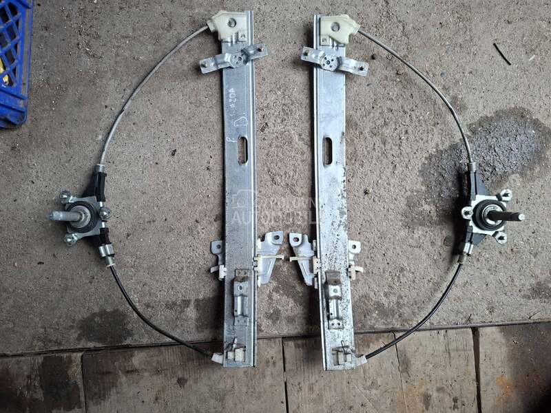 prednji podizaci stakla 323f za Mazda 323