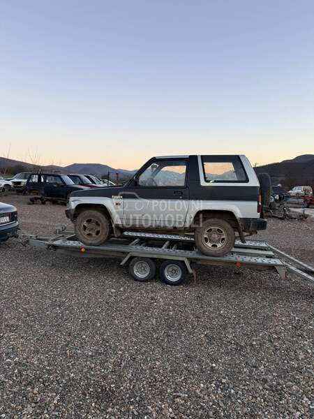 kompletan dzip u delovima za Daihatsu Feroza od 1990. do 1999. god.