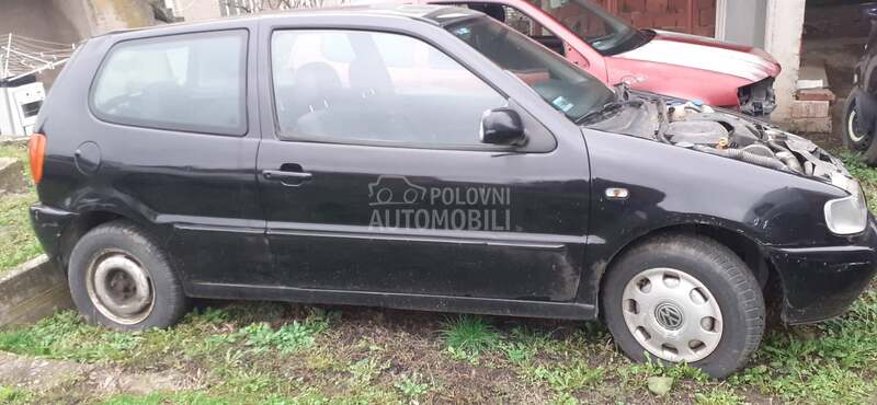 retrovizor za Volkswagen Polo od 1996. do 2000. god.
