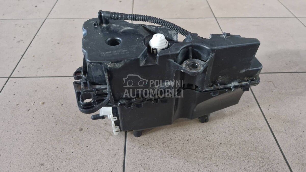 rezervoar aditiva za Citroen C3 - 9815713180