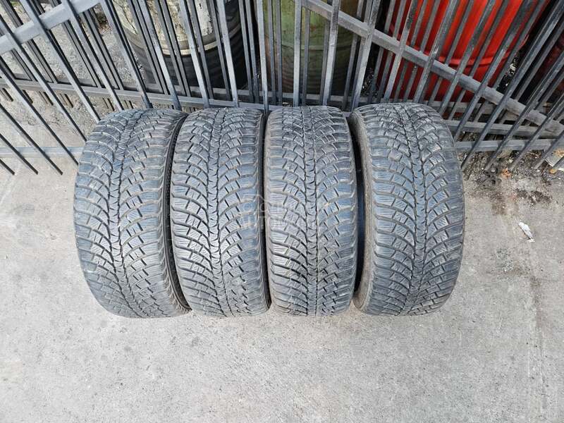 Kumho 225/45 R17 Sve sezone