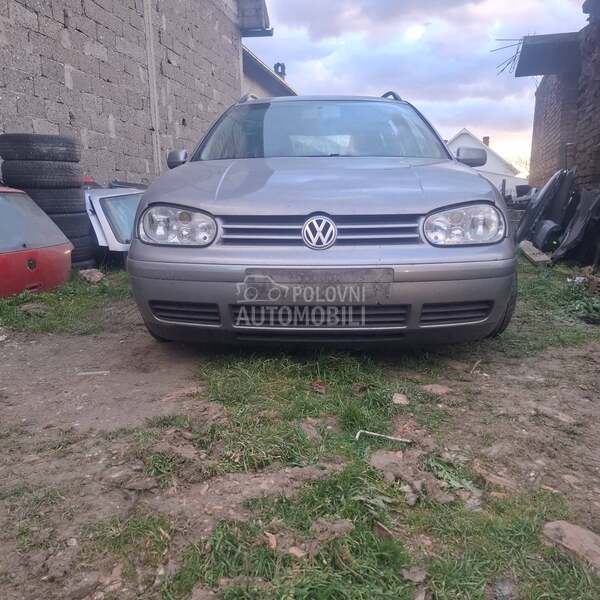 Volkswagen Golf 4 -  kompletan auto u delovima
