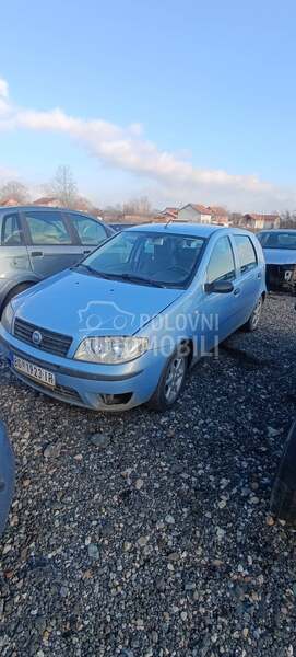 Fiat Punto 2006. god. -  kompletan auto u delovima