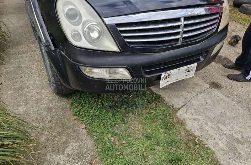 Kocione celjusti prednje za SsangYong Rexton
