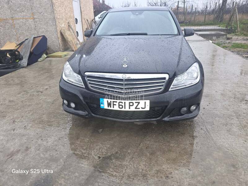 maska w204 za Mercedes Benz C Klasa od 2010. do 2015. god.