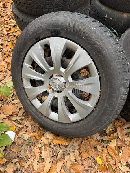 Continental 215/65 R17 Zimska