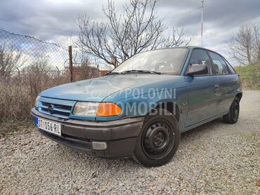 Opel Astra F 1.6, 350 €, 1992. Hečbek, Benzin | 1598 cm3, 362.722 km, 55kW (75 KS), Manuelni 5 brzina, 4/5 vrata, 5 sedišta, Nova Pazova