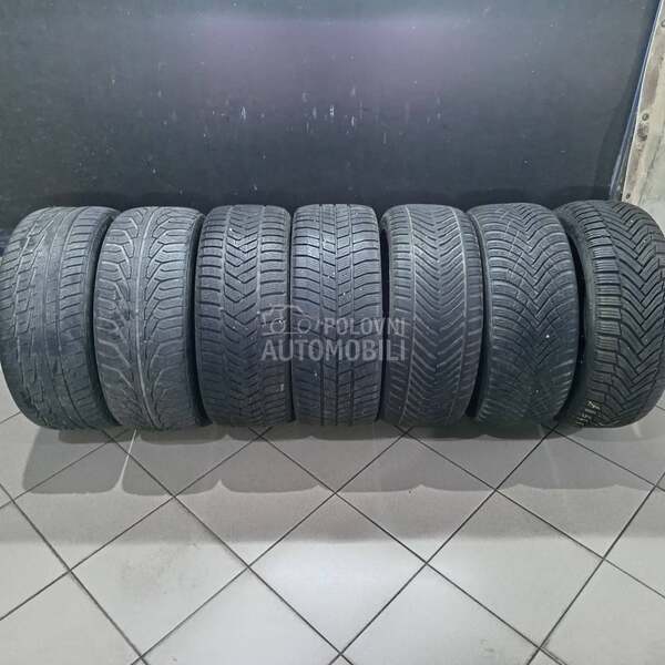 Ostalo 225/45 R17 Zimska