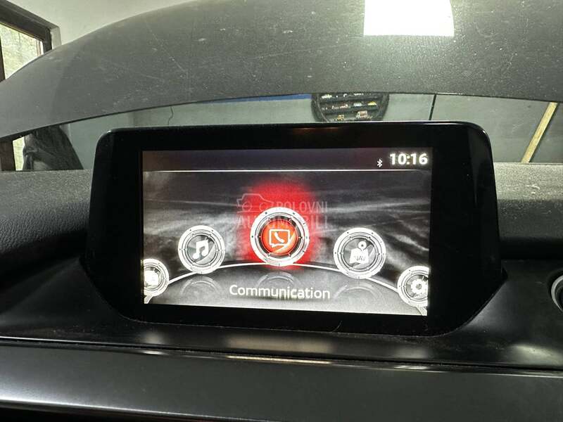 Navigacija za Mazda 6