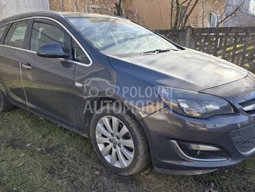 Opel Astra J 1.7, 4.750 €, 2013. Karavan, Dizel | 1686 cm3, 180.000 km, 81kW (110 KS), Manuelni 6 brzina, 4/5 vrata, 5 sedišta, Kragujevac