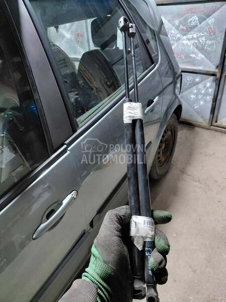Amortizeri gepeka za Renault Scenic od 2002. do 2008. god.