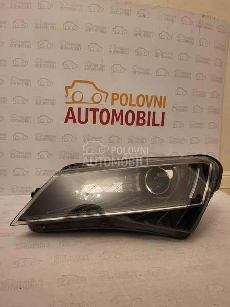 Levi xenon far za Škoda Superb od 2008. do 2015. god.