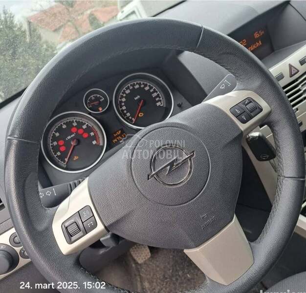 Volan kozica menjaca rucne za Opel Astra H