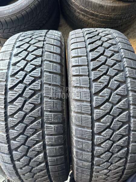Bridgestone 235/65 R16 Zimska