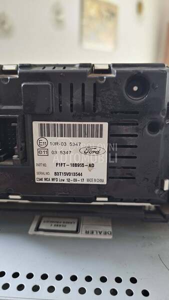 Originalni radio za Ford Focus