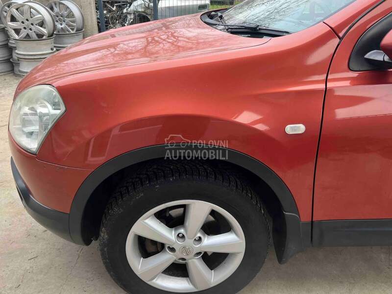 Krilo levo oranž za Nissan Qashqai od 2006. do 2013. god.