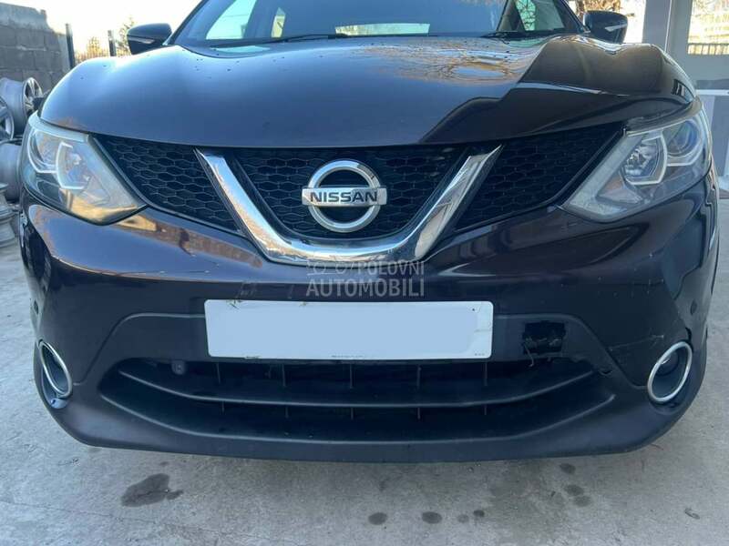 Branik prednji crni GABG za Nissan Qashqai od 2013. do 2017. god.