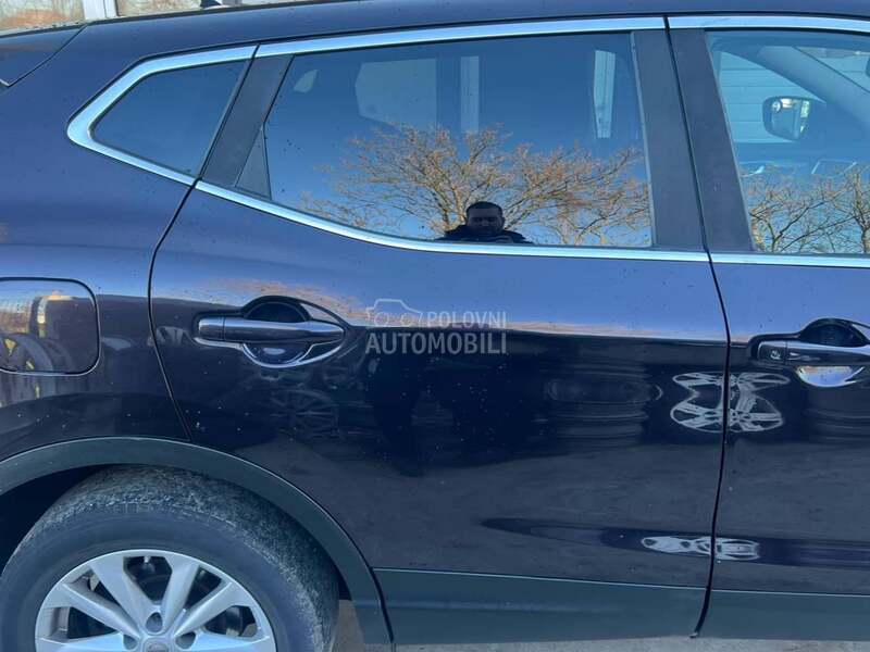 Vrata zadnja desna crna GABG za Nissan Qashqai od 2013. do 2021. god.