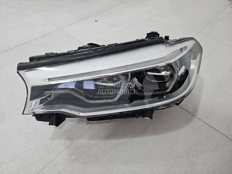 far levi led adaptive za BMW Serija 5 od 2016. do 2019. god.