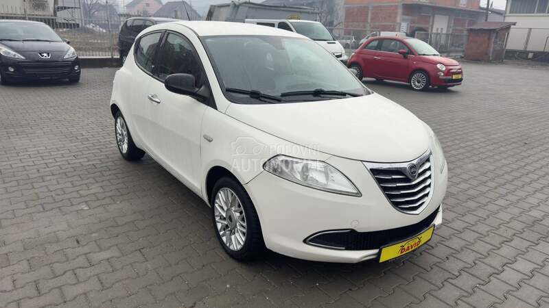 Dacia Ypsilon 2015 photo 3