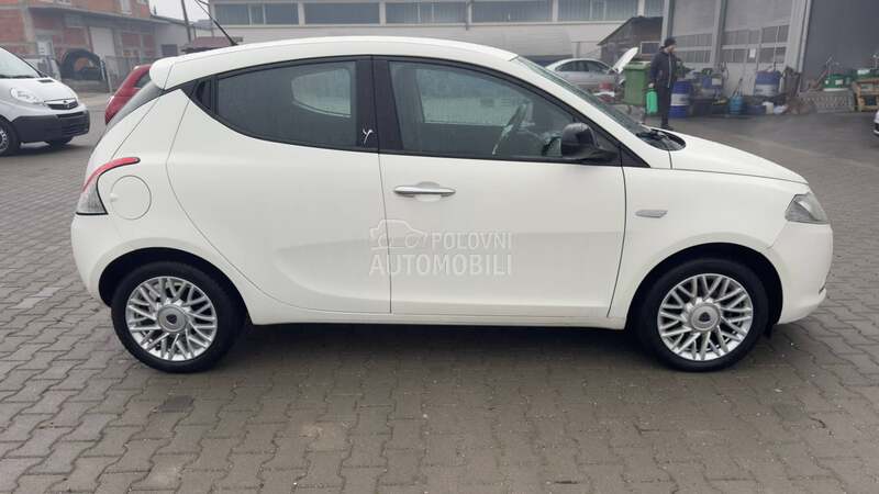 Dacia Ypsilon 2015 photo 4