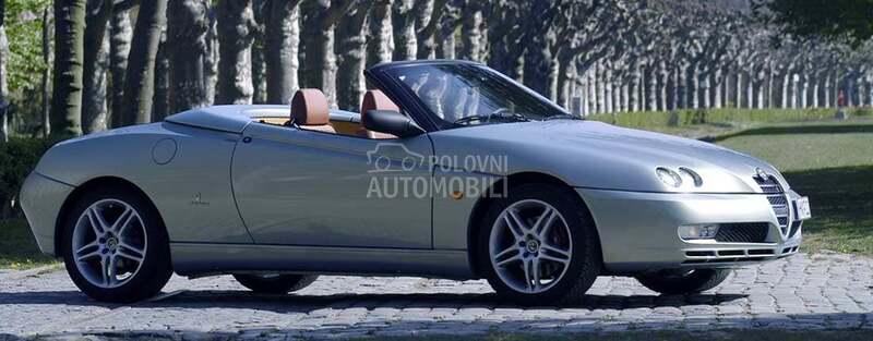 Alfa Romeo Spider 06-25 god -  kompletan auto u delovima