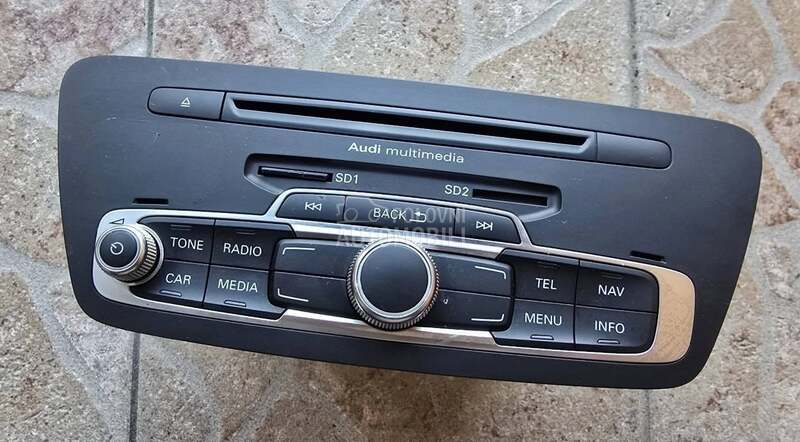 Multimedia za Audi Q3