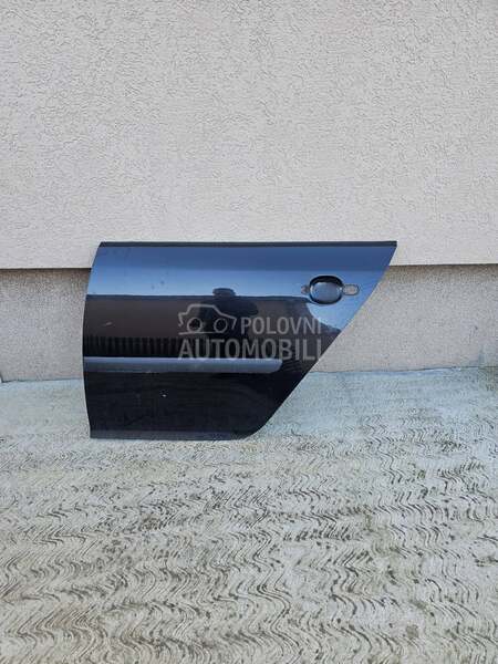 Zadnja leva oplata vrata za Volkswagen Golf 5