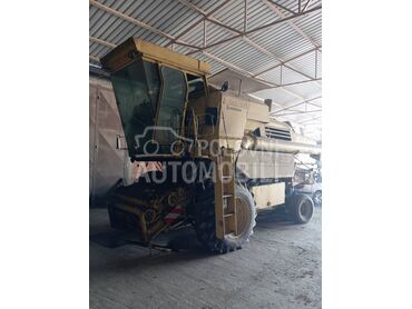 New Holland Clayson 8080 dva komada, 12.000 €, 1986. , Standardni kombajn, Ratarstvo, Šabac