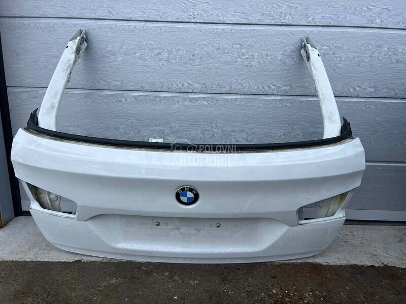 Gepek vrata f11 za BMW Serija 5